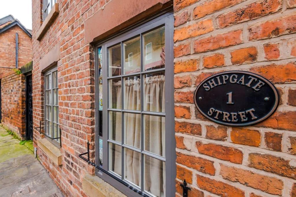 Rustic Chester Cottage Near Shops & Terrace Екстер'єр фото