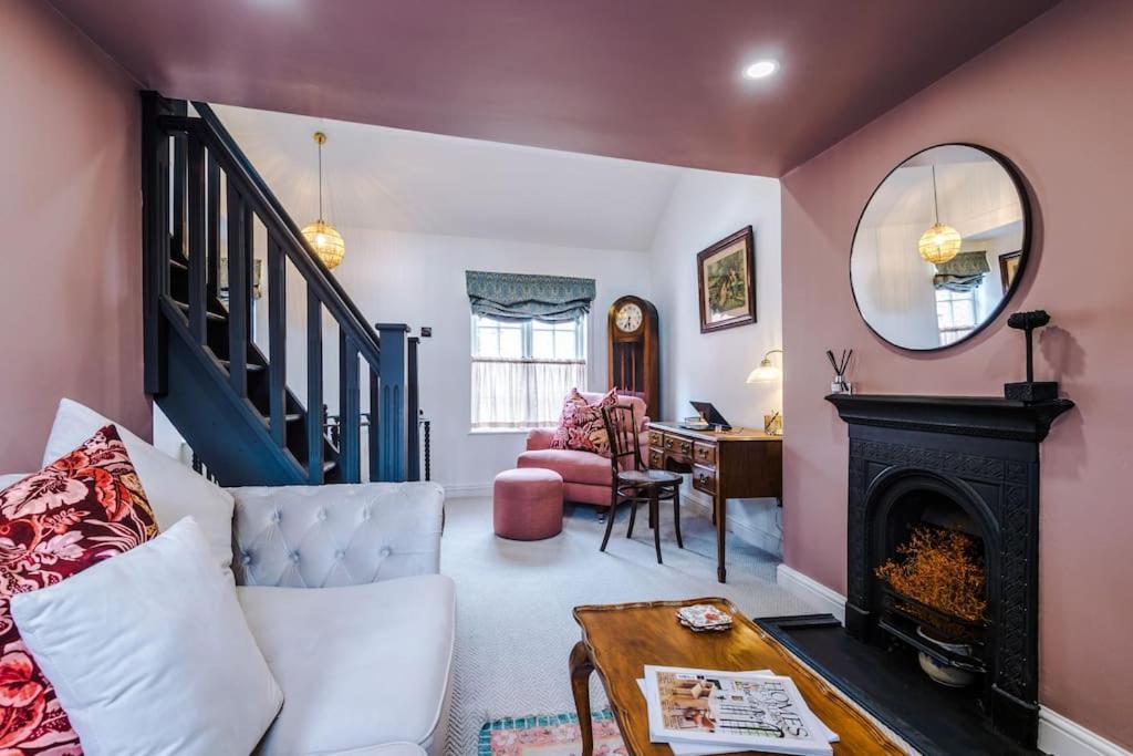 Rustic Chester Cottage Near Shops & Terrace Екстер'єр фото
